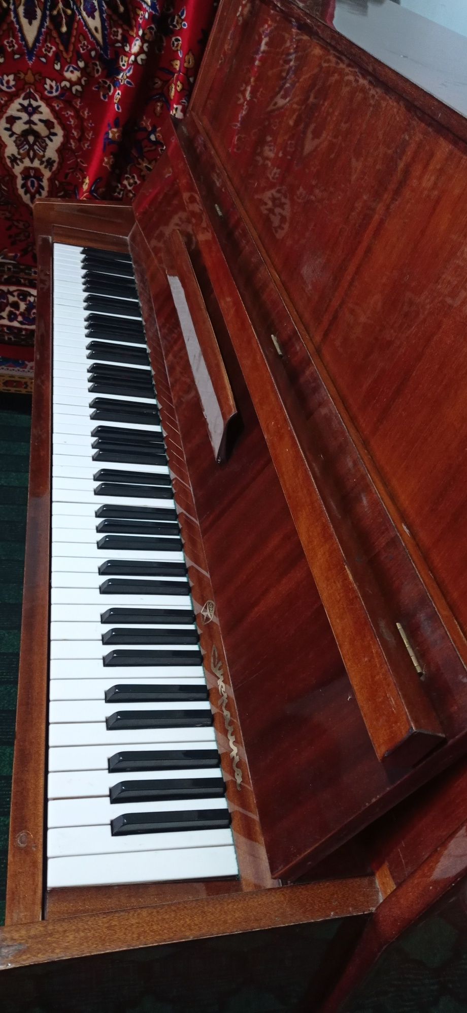 Pianino musiqa asbobi