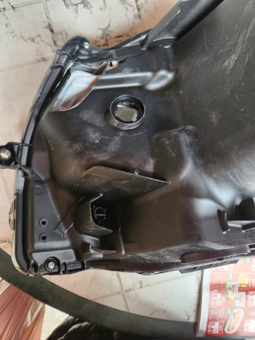 Десен фар за сузуки игнис 3(suzuki ignis)