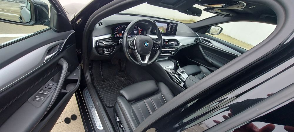 BMW Seria 5, G30, An 2021, Int.Sport Negru..