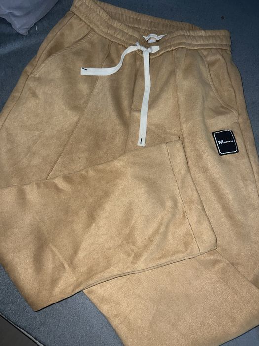 Pantaloni stofa  imitație piele întoarsă măsură M-L