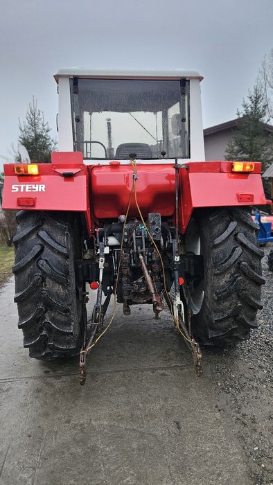 Tractor STEYR 8100