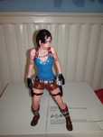 Statueta de colectie LARA CROFT action nou in  cutie
