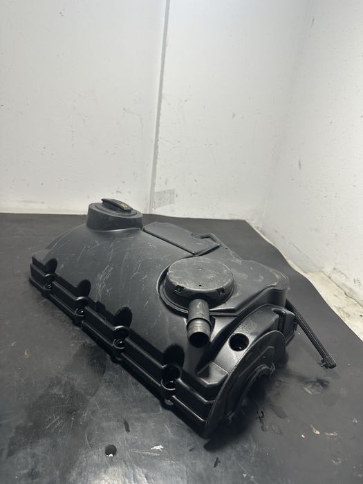 Capac culbutori Volkswagen Vw Sharan 2.0 TDI BRT  03G103469H