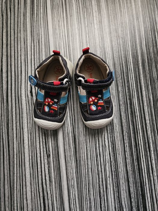 Sandale biomecanics  marimea 20