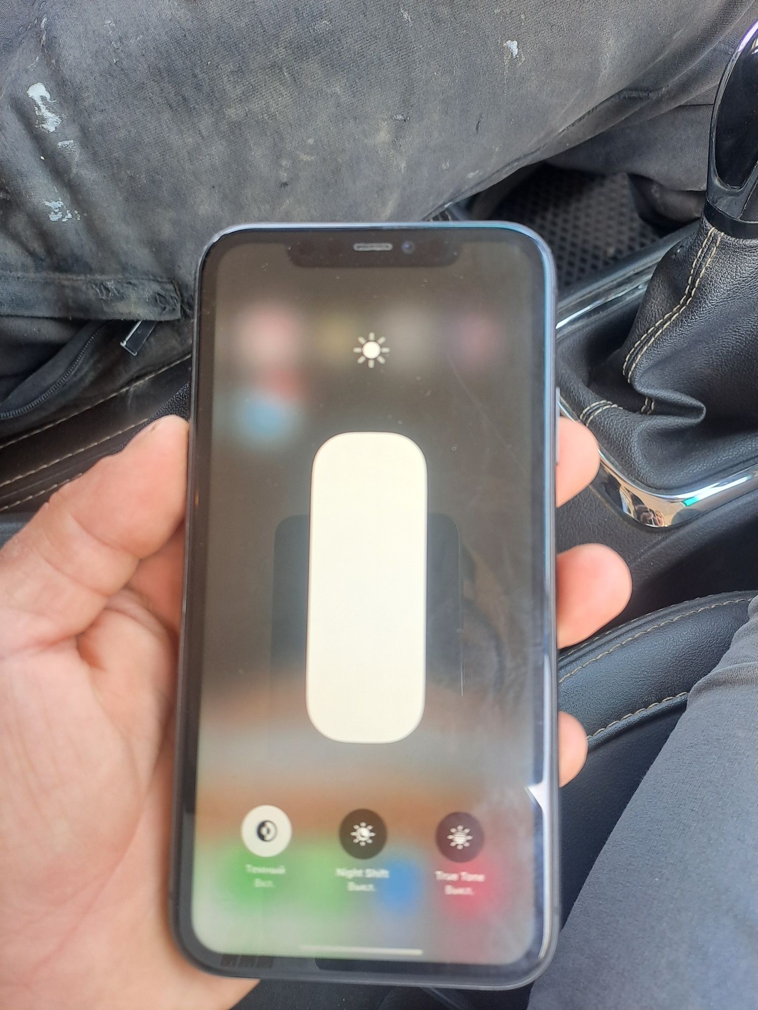 Iphone 11 64gb face truton bor