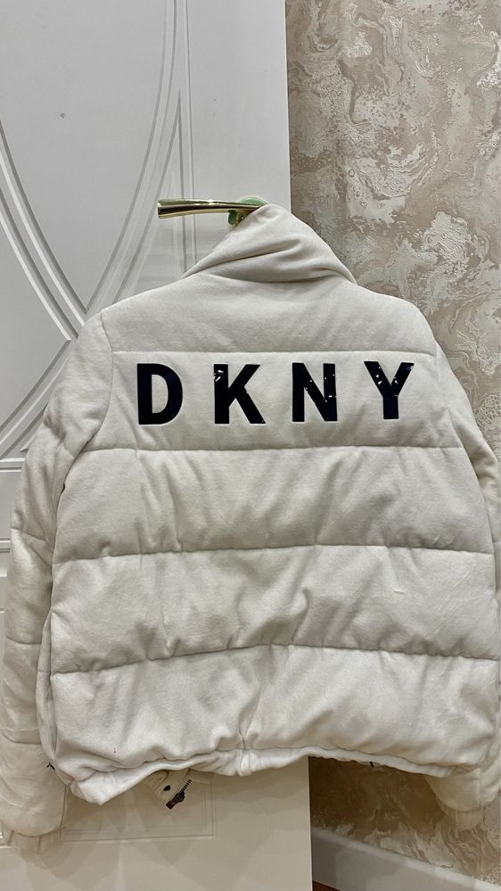 DKNY куртка