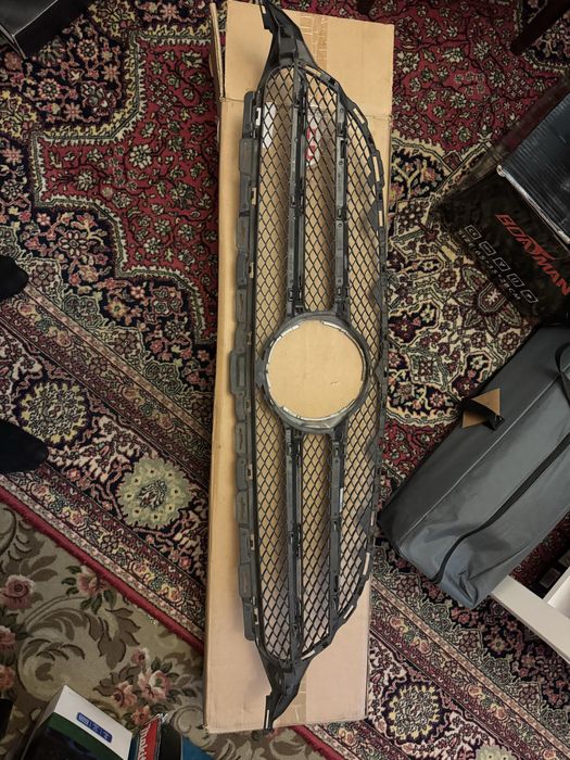 Оригинална предна решентка Mercedes W205