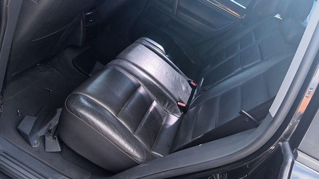 Vw Touareg 2.5 R5 ,174 к.с. ,60 броя на части