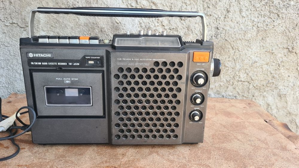 Рядък Радиокасетофон Hitachi TRK 5050W