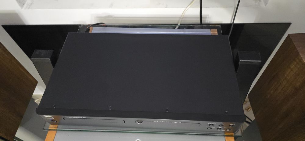 Cd player Nad C538 model nou 1500 ron in magazine