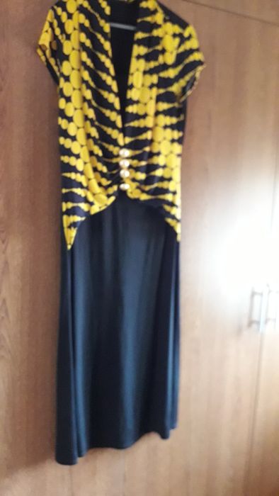 Rochie de zi , trei sferturi