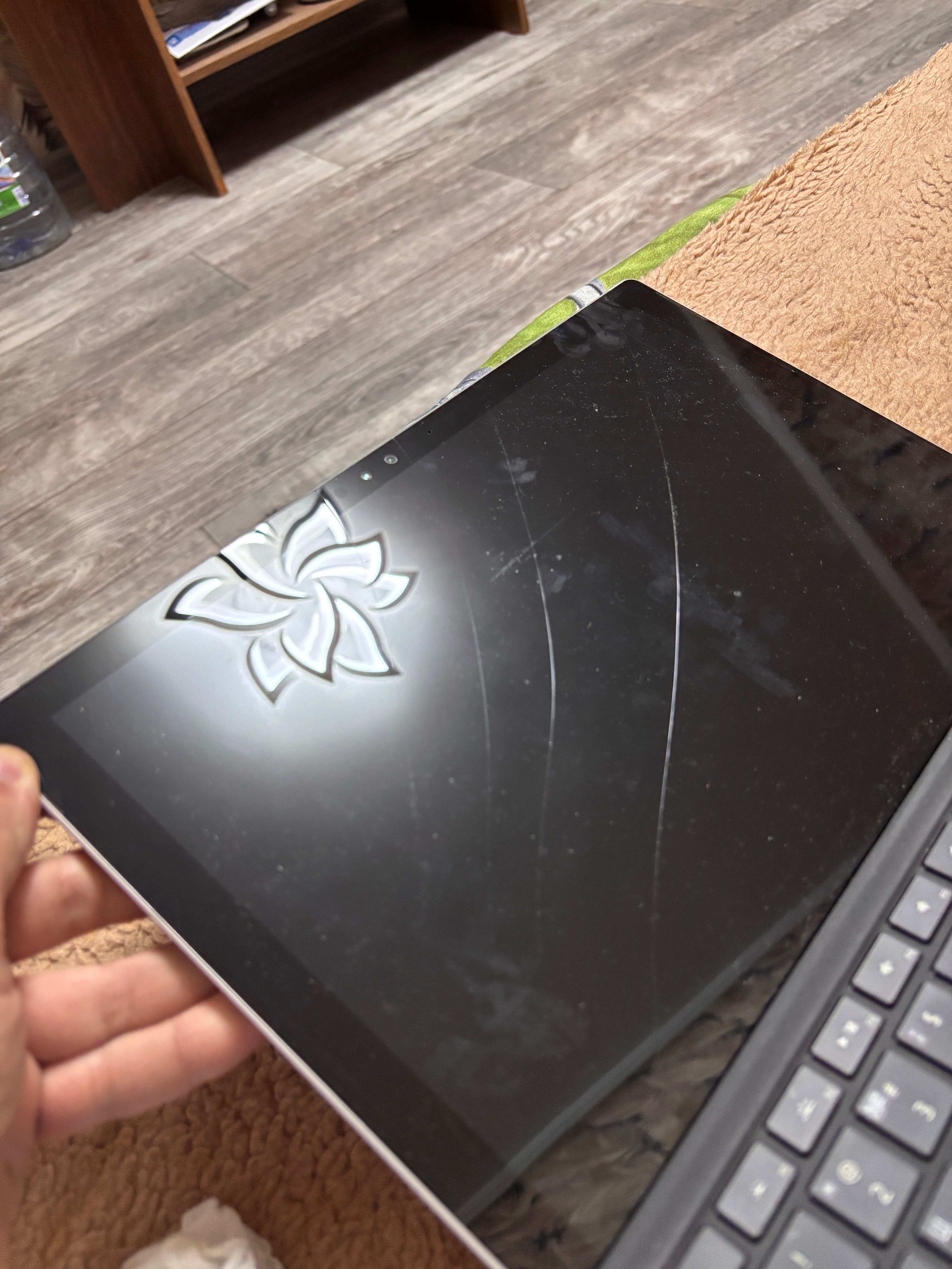 Micrasoft surface pro 4 8gb ozu 512pzu обмен айфон