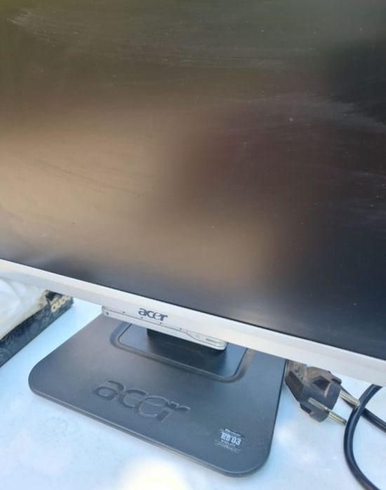 Monitor pc, desktop acer AL1916 , 19 inch  stare perfecta tehnic optic