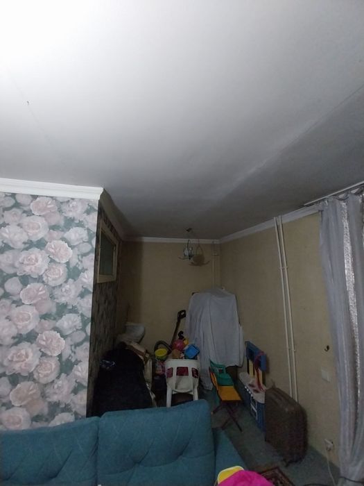 2 xonali uy sotiladi 2chi qavat gishtli Bodomzor