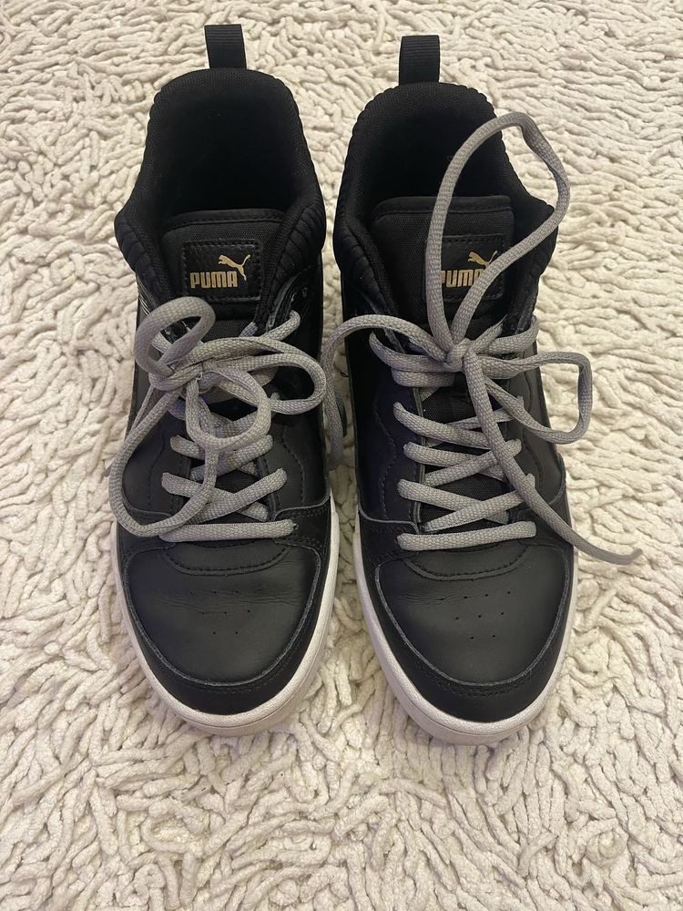 Кроссовки Puma в отличном сострянии.