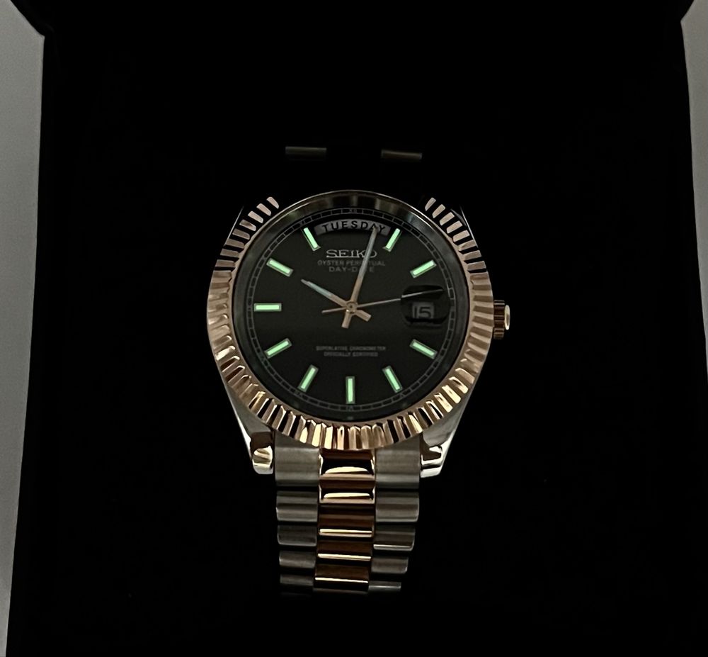 Часовник Seiko Daydate Mod