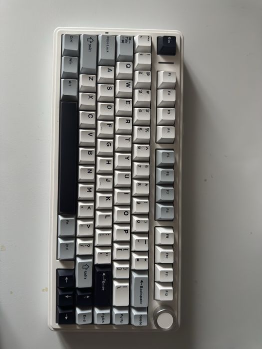 Продам игровую клавиатуру