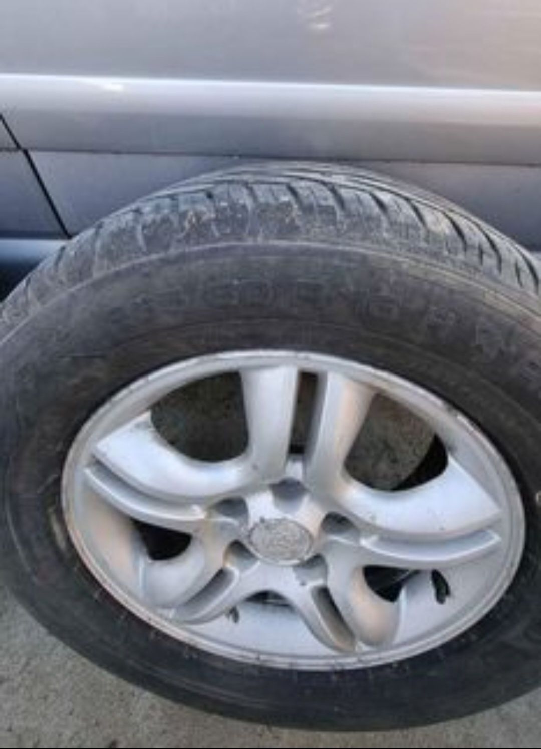 Roti 235/60/16 Kia sportage,Hyundai Tucson