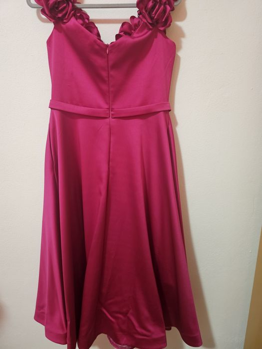 Rochie eleganta nouă