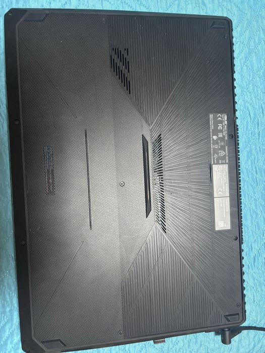 Laptop Asus 17,3