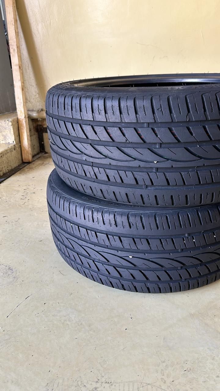 Шины 275/40R20..