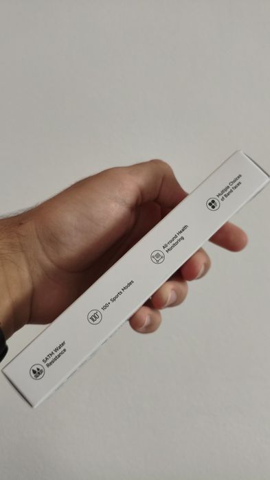 Ceas Clasic rezistent la apă si Xiaomi SmartBand 9