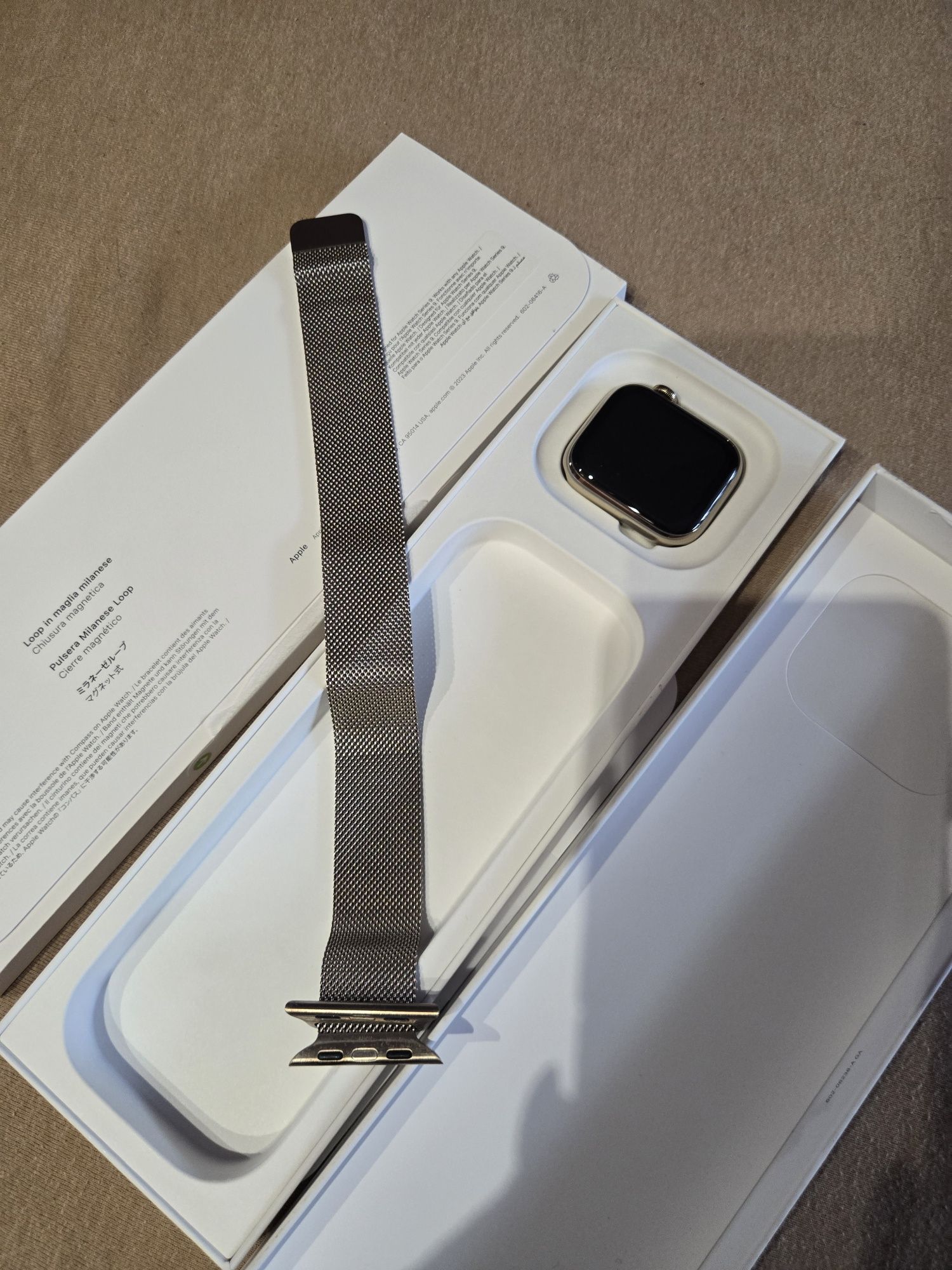 Продавам часовник Apple Watch Series 9