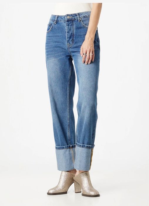 Дънки на марката WAREHOUSE