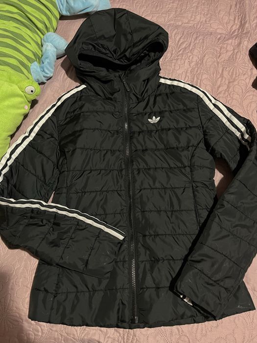 Яке Адидас размер S