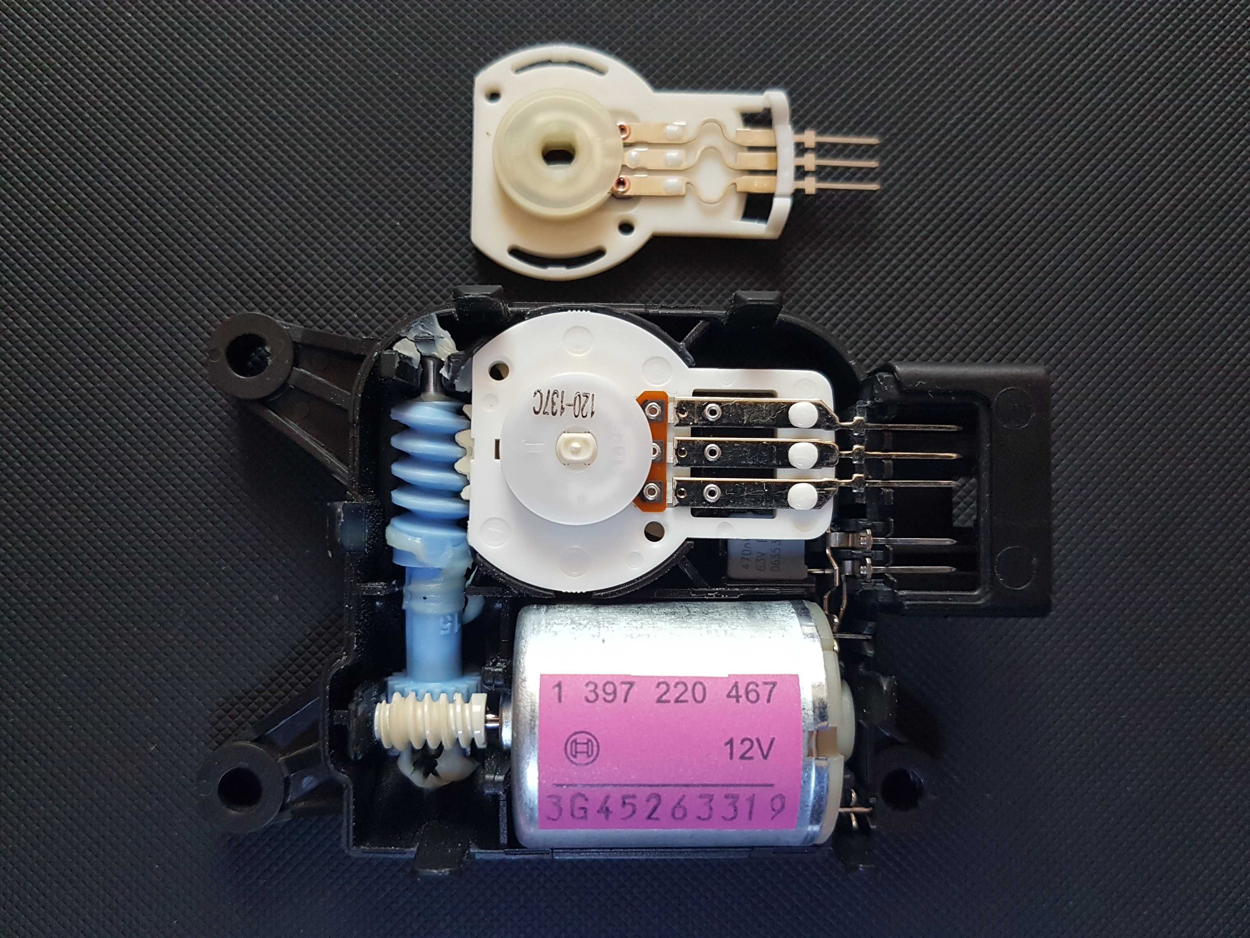 Motoraș, actuator, servomotoraș climă VW Passat B6, B7, Golf V, Touran