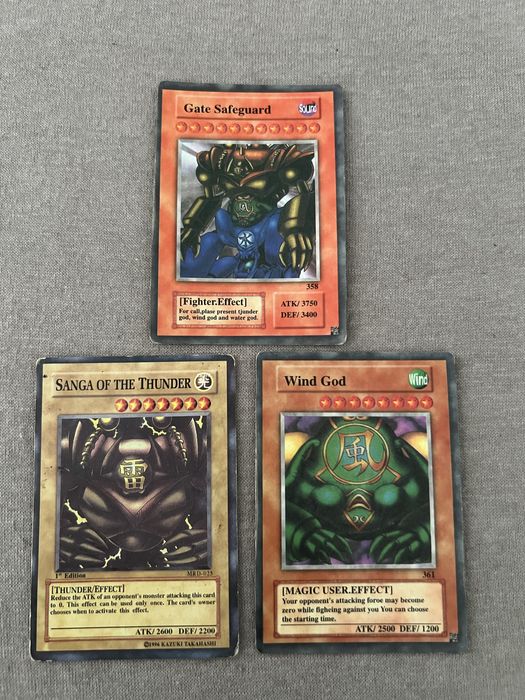 Cărți Yu-Gi-Oh in stare foarte bună