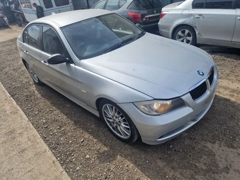 Dezmembrez BMW E90 320 diesel 163CP an 2005 2006