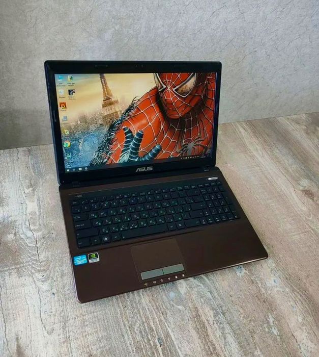 Ноутбук Asus core i3 ОЗУ 8 gb Nvidia GT 520m SSD 128 gb + диск 500 gb