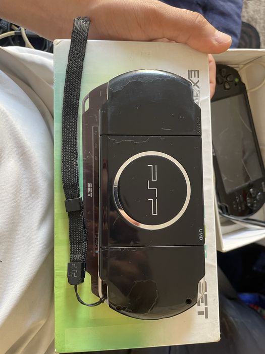 Psp 2000 sotiladi