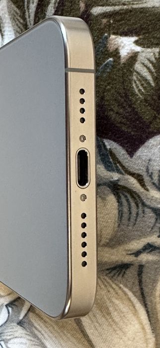 Iphone 15 Pro Max 256 gb baterie 100%