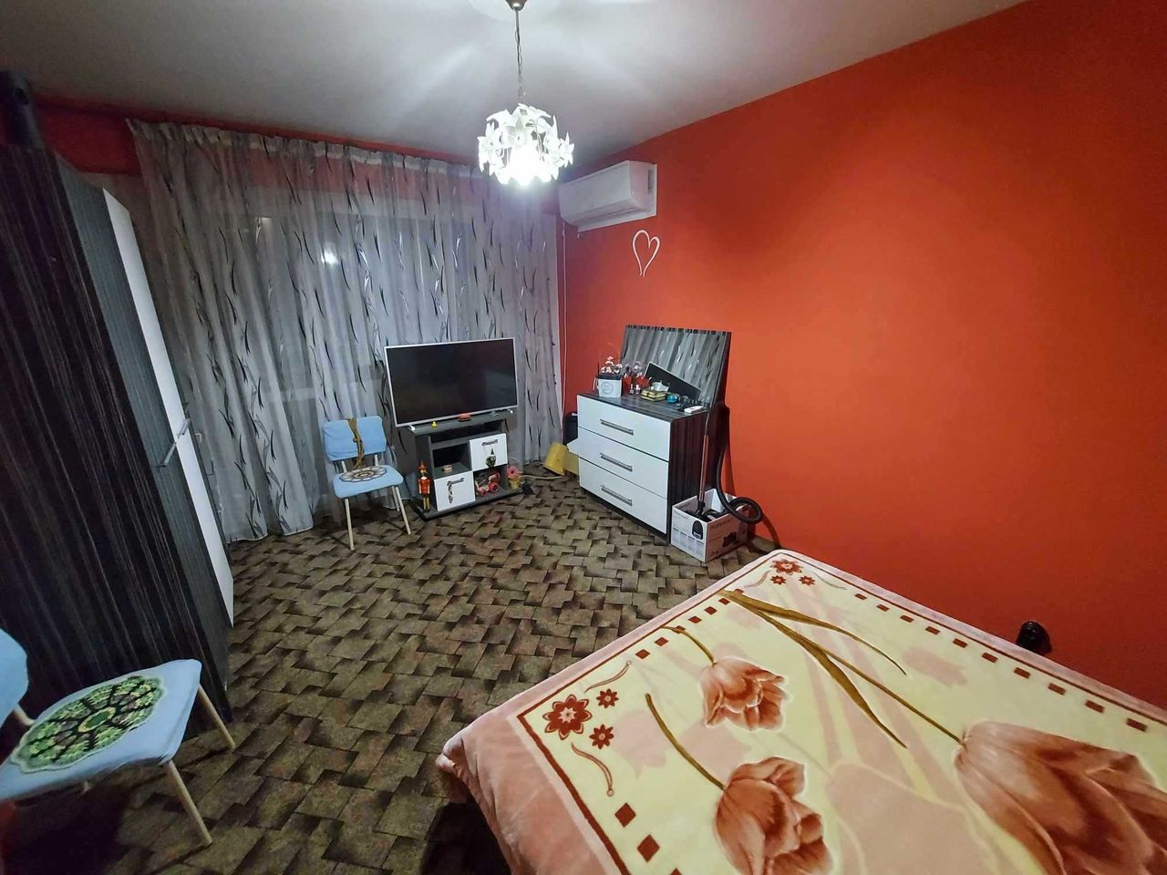 Продава се Двустаен апартамент в Търговище, Запад 2 - 71 кв.м за 1078 €/кв.м - Снимка #9