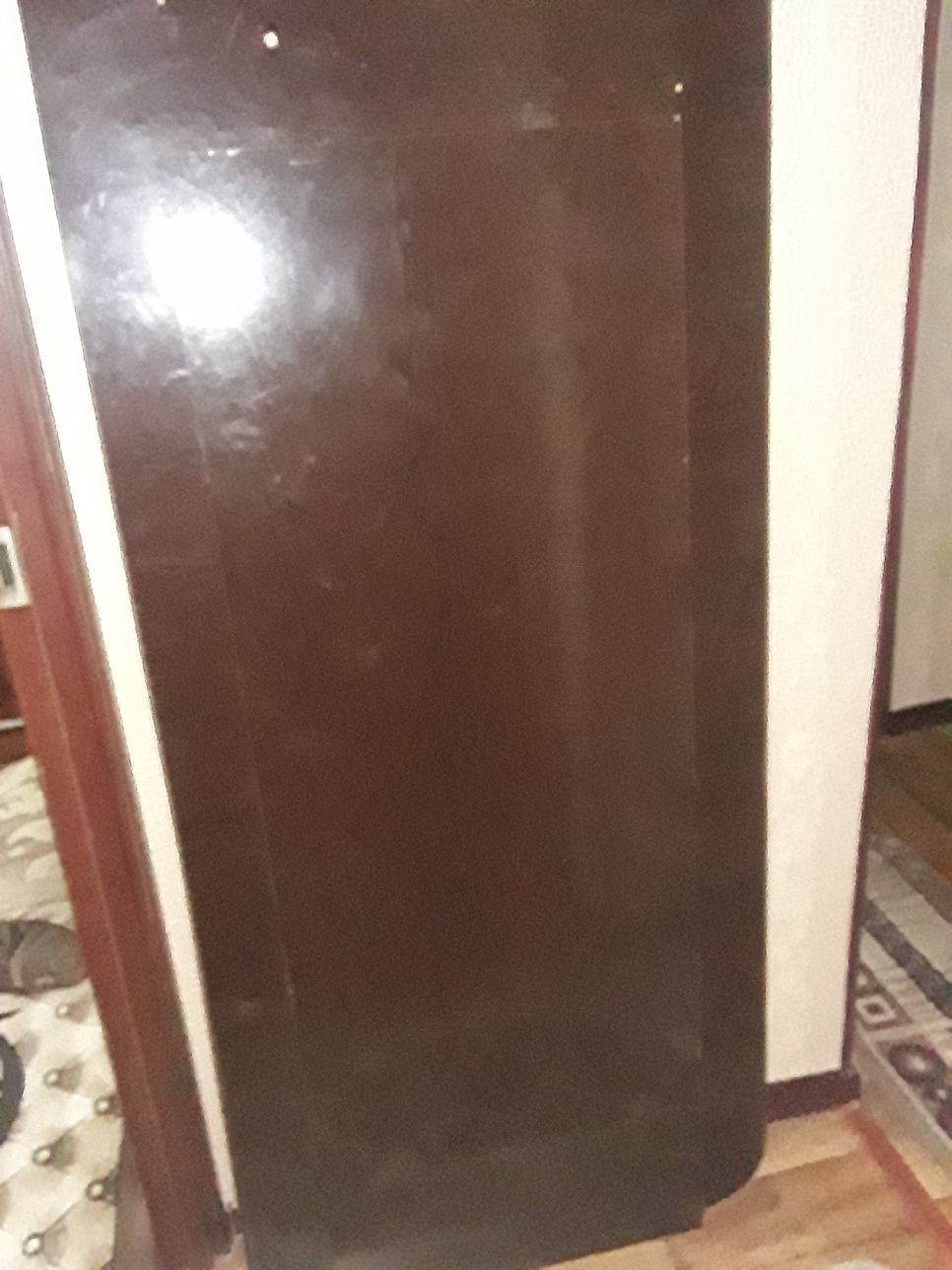 Продается стол 1м80смх0,70м