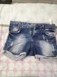 Pantaloni scurti