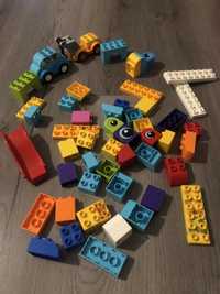 Lego Duplo primul camion de remorcare si un loc de joaca