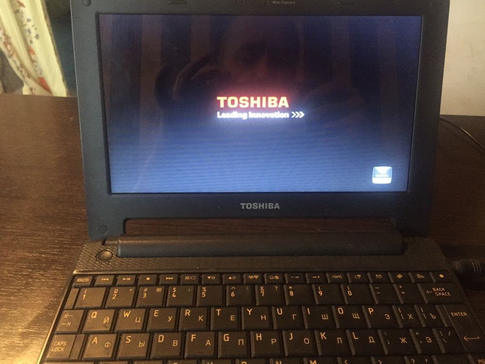 Нетбук Toshiba