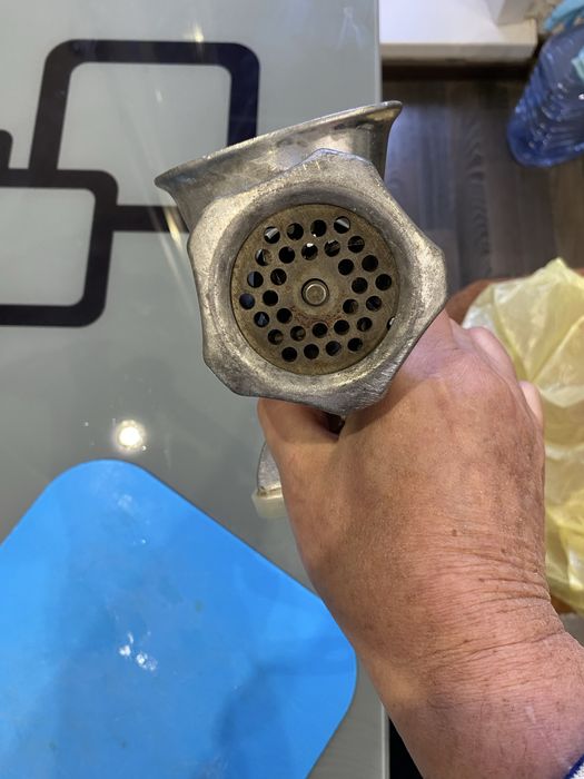 Мясорубка совдеповская мелит как масло ножем режишь сочтояние б/у аллю