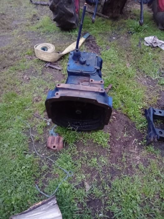 Cutie de viteze u445