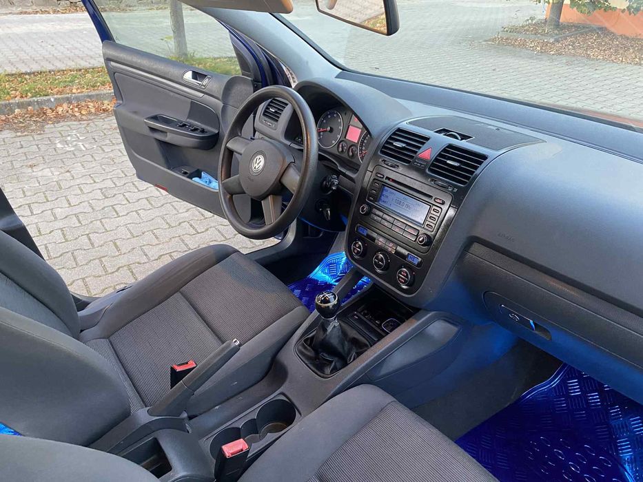 Vw Golf 5 1.6 16V 2007 Euro 4 Unic Proprietar în acte 2550€ usor neg