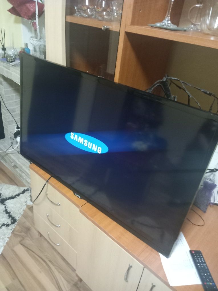 Plasma TV Samsung 100cm