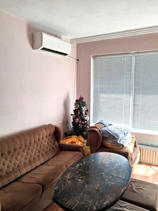 Голям 2-стаен монолит Кършияка - Панаира