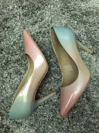 Pantofi stiletto Guess