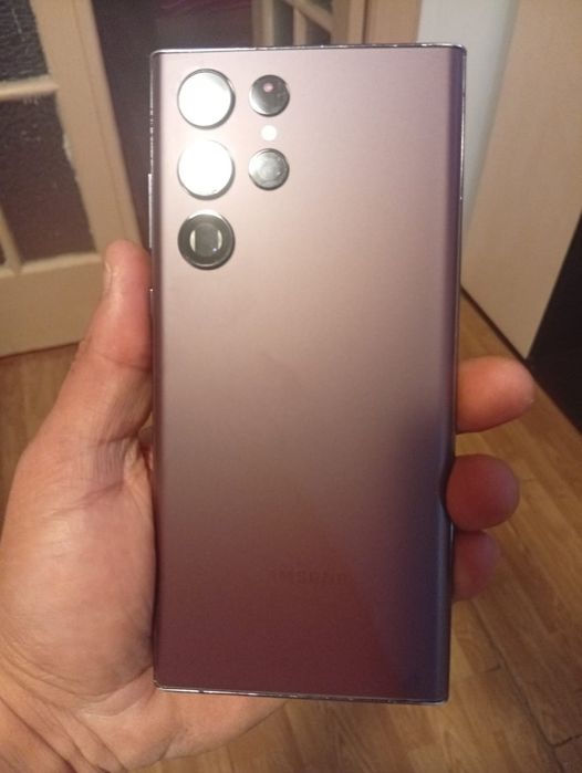 Samsung Galaxy s22 ultra memorie 512 GB telefonul funcționează perfect