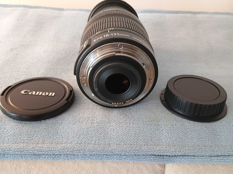 Като нов oбектив Canon 18-135 IS STM 67 мм Япония