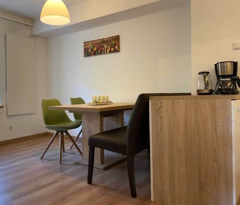 Дава се под наем Тристаен апартамент в Пловдив, Център - 99 кв.м за 265 € - Снимка #5