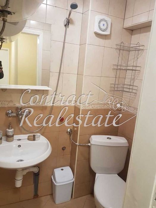 Двустаен Обзаведен Възраждане !